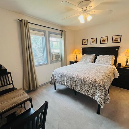 Cornerstone Bed And Breakfast Revelstoke Exteriér fotografie